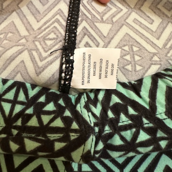 Green patterned Leggings - Picture 2 of 4